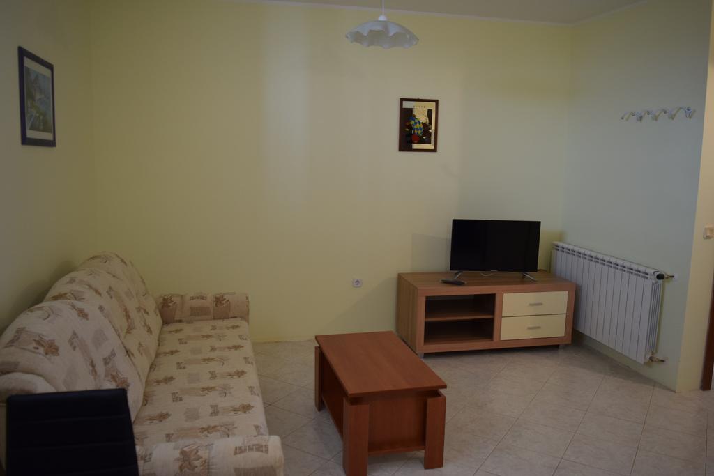 Štinjan Apartment Vera المظهر الخارجي الصورة